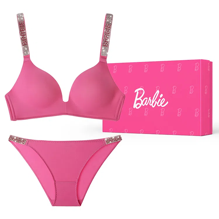 MISS CURIOSITY x Barbie
