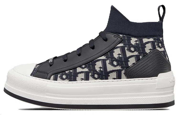 DIOR Walk'n'Dior