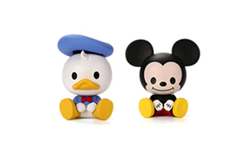 POP MART Disney Mickey Sitting Series Blind Box