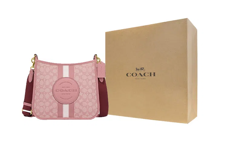 COACH Dempsey 27 Logo