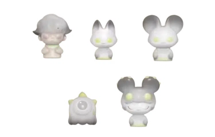 POP MART DIMOO DIMOO WORLD IP pts