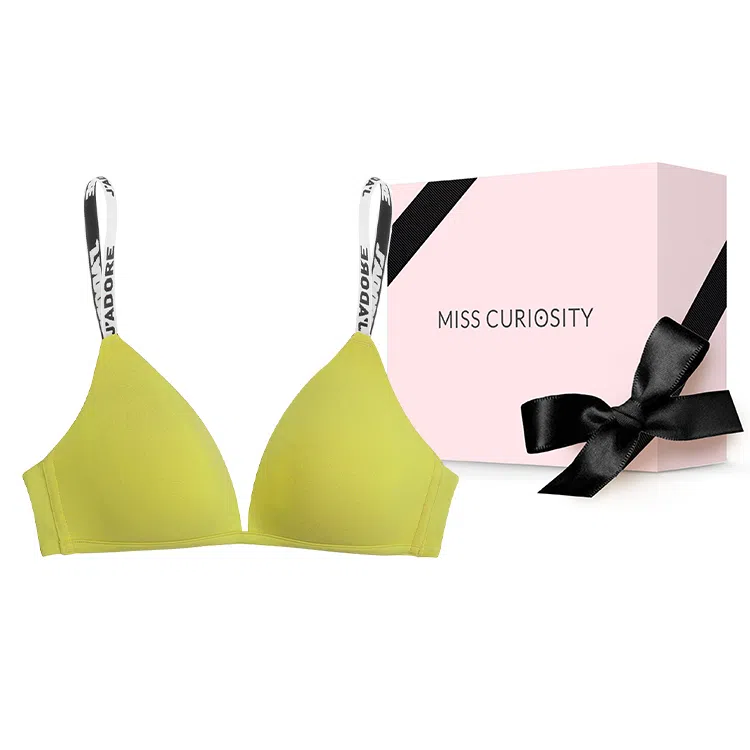 MISS CURIOSITY J'ADORE