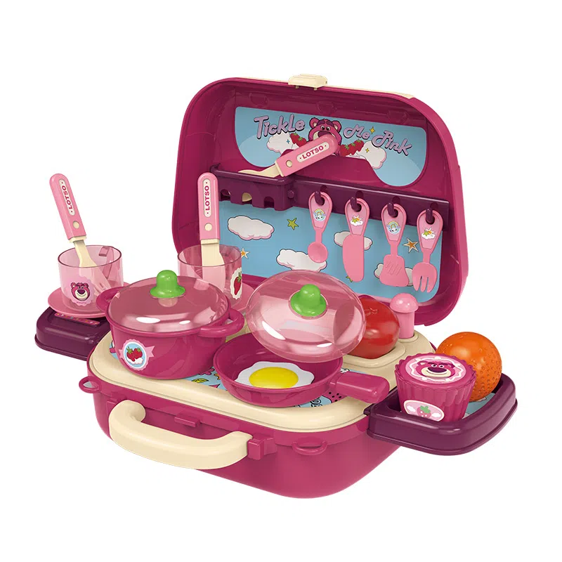 Xiongcheng x Disney Strawberry Bear Series