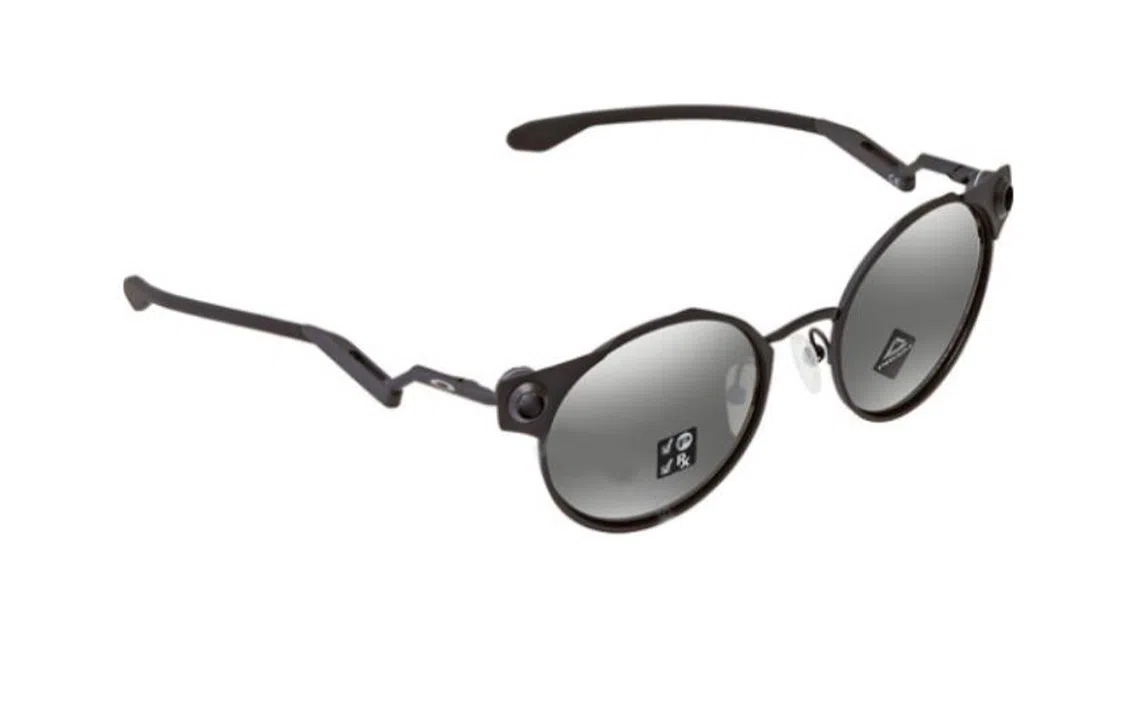 Oakley -