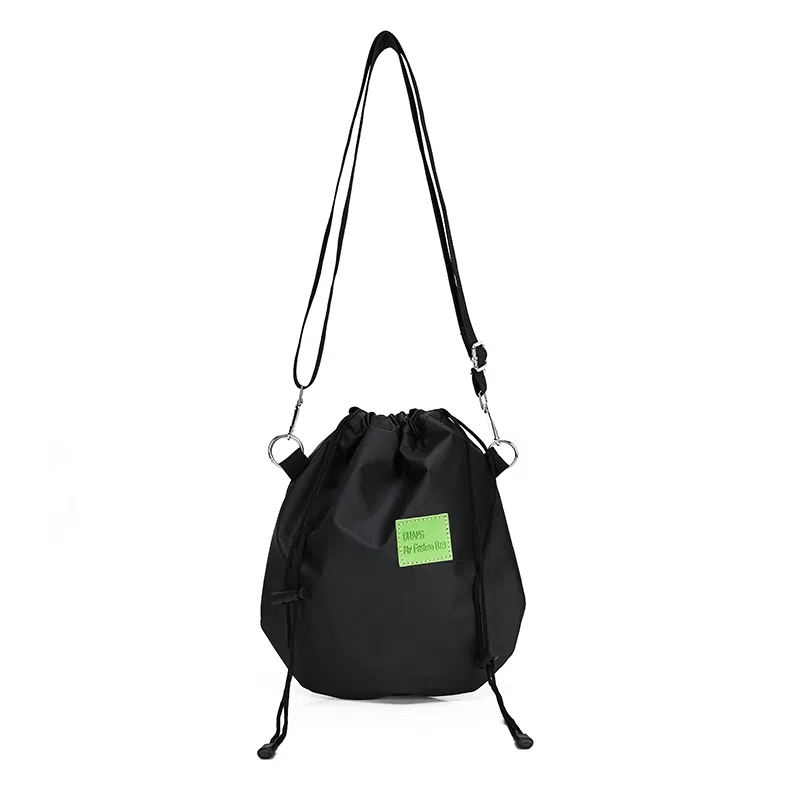 尼格尔 潮流抽绳超纤尼龙水桶包单肩斜挎包 男女同款 多色