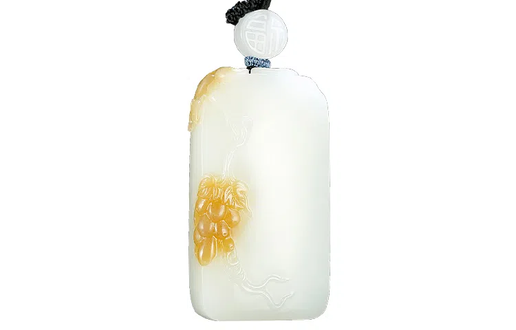 玉说 松鼠葡萄代代有福平安牌款 和田玉 吊坠 男女同款情侣款 白玉