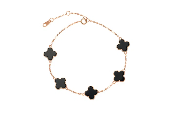 GRACE GIRL Lucky Clover Bracelet
