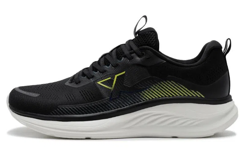 特步 舒适防滑耐磨 低帮 休闲跑步鞋 男款 黑黄绿