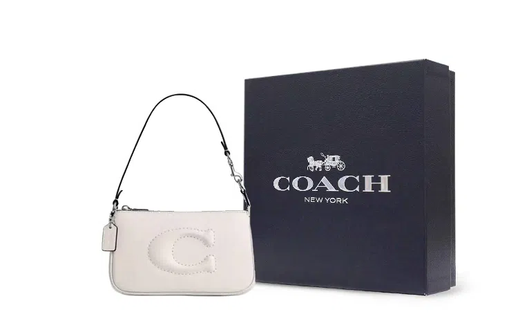 COACH Nolita 19 White