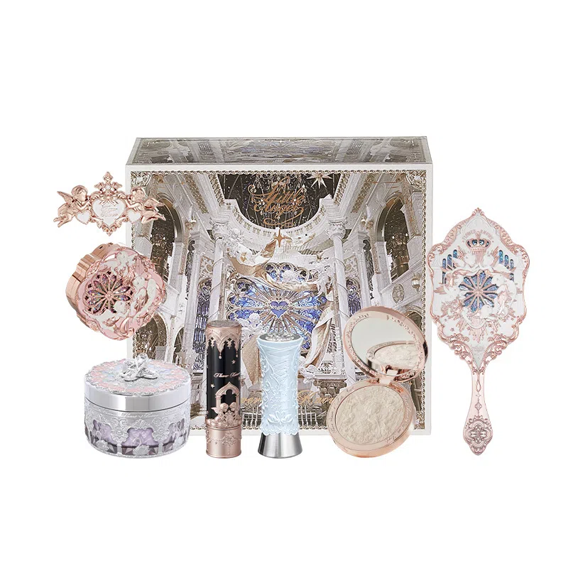 花知晓挚情礼盒唇泥腮红高光蜜粉彩妆套组