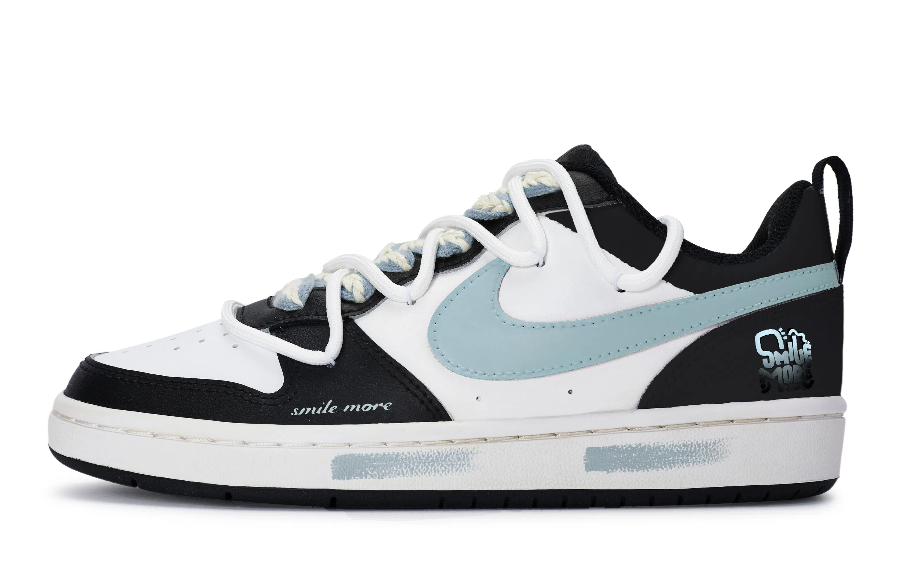 Nike Court Borough Low 811 GS