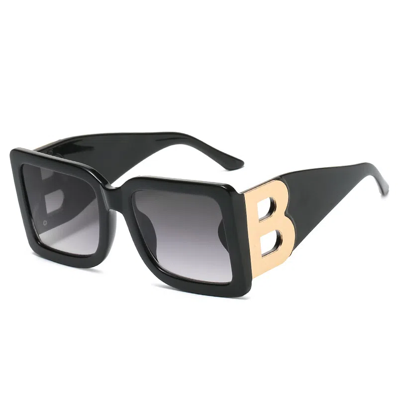 SOMAN UV400