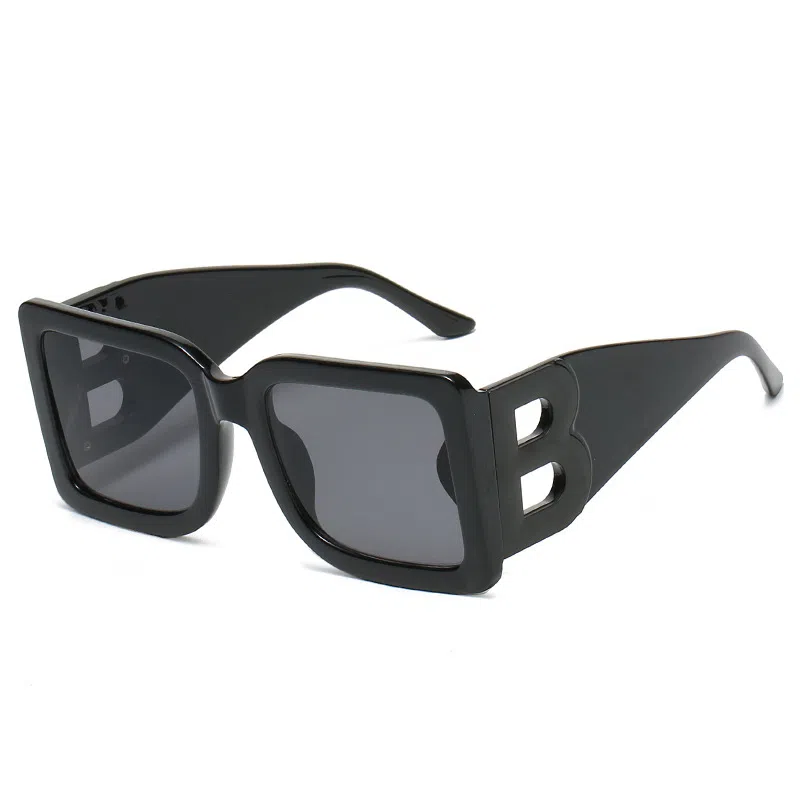 SOMAN UV400