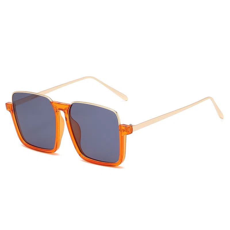 SOMAN UV400