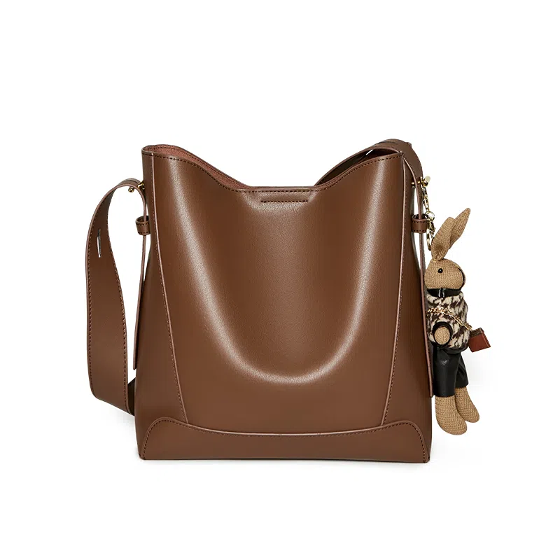 纳兰杜 时尚潮流高级感小众百搭 牛皮 水桶包斜挎单肩包 中号 女款 咖色/米白色