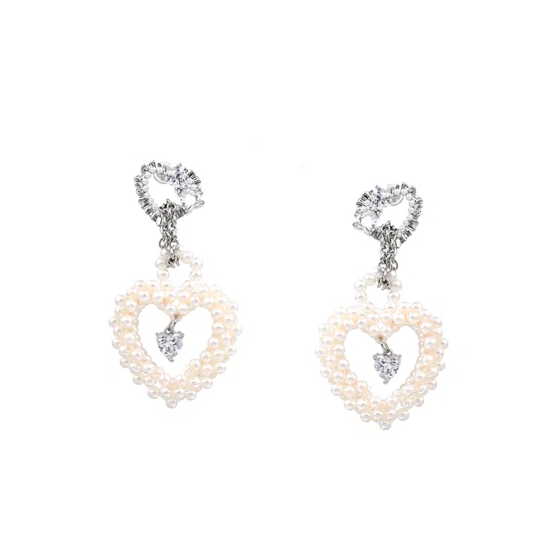 SUMIYAKI Cream Heart Earrings