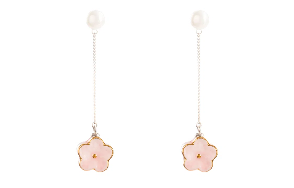 Fanhuazao Ear Earrings