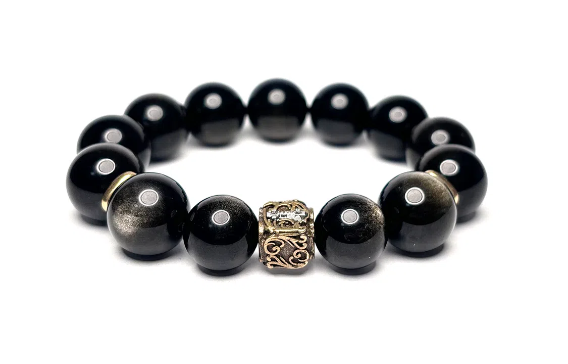 MOUNTAINS AND MANS 16mm