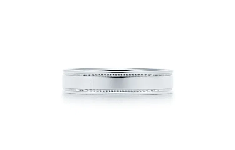 Tiffany & Co. Essential Band