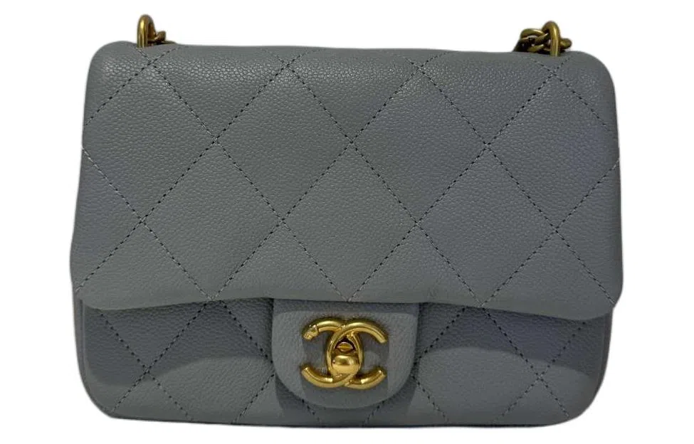CHANEL 24P