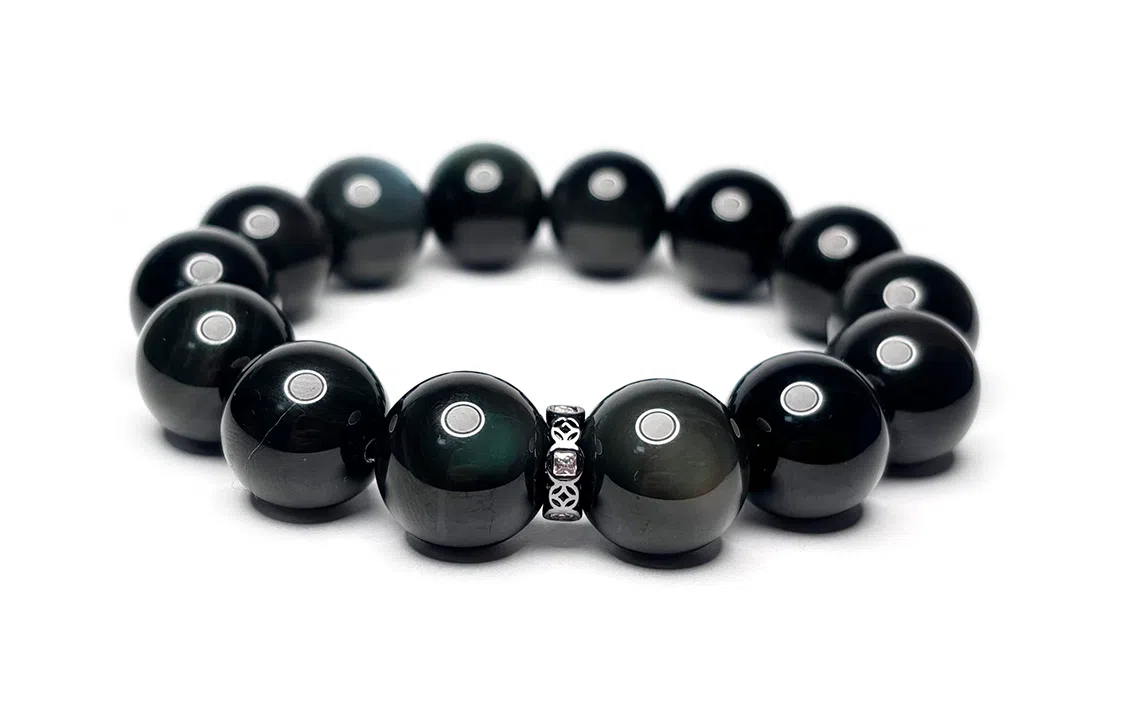 MOUNTAINS AND MANS 16mm