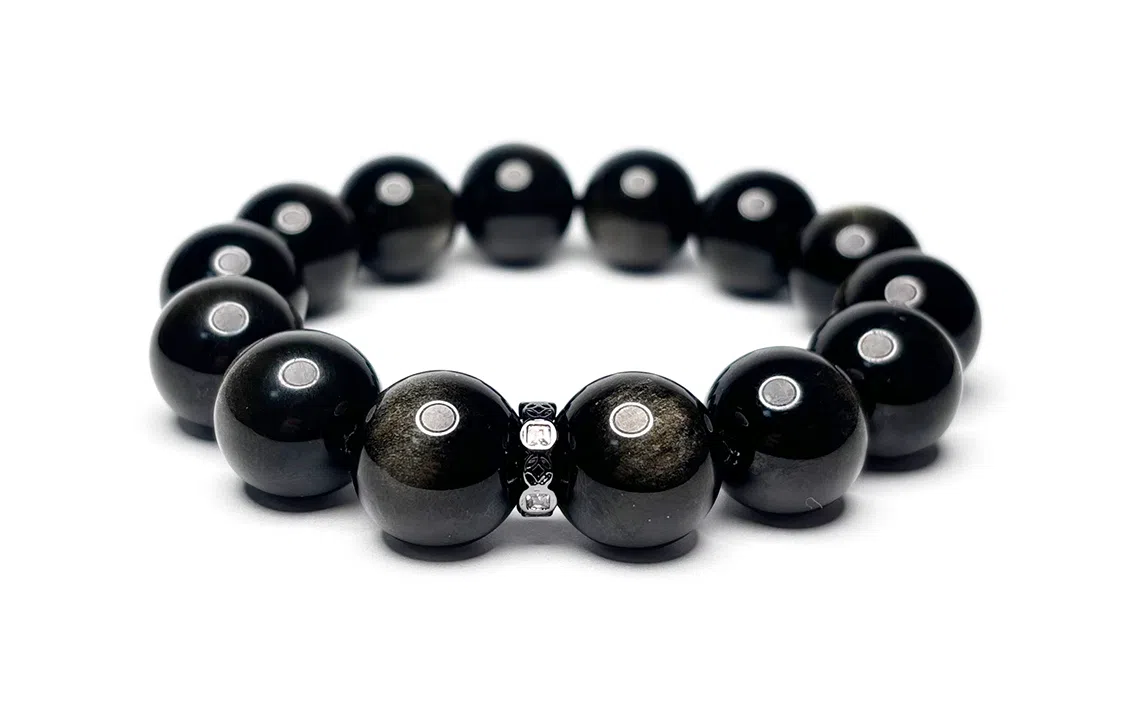 MOUNTAINS AND MANS 16mm