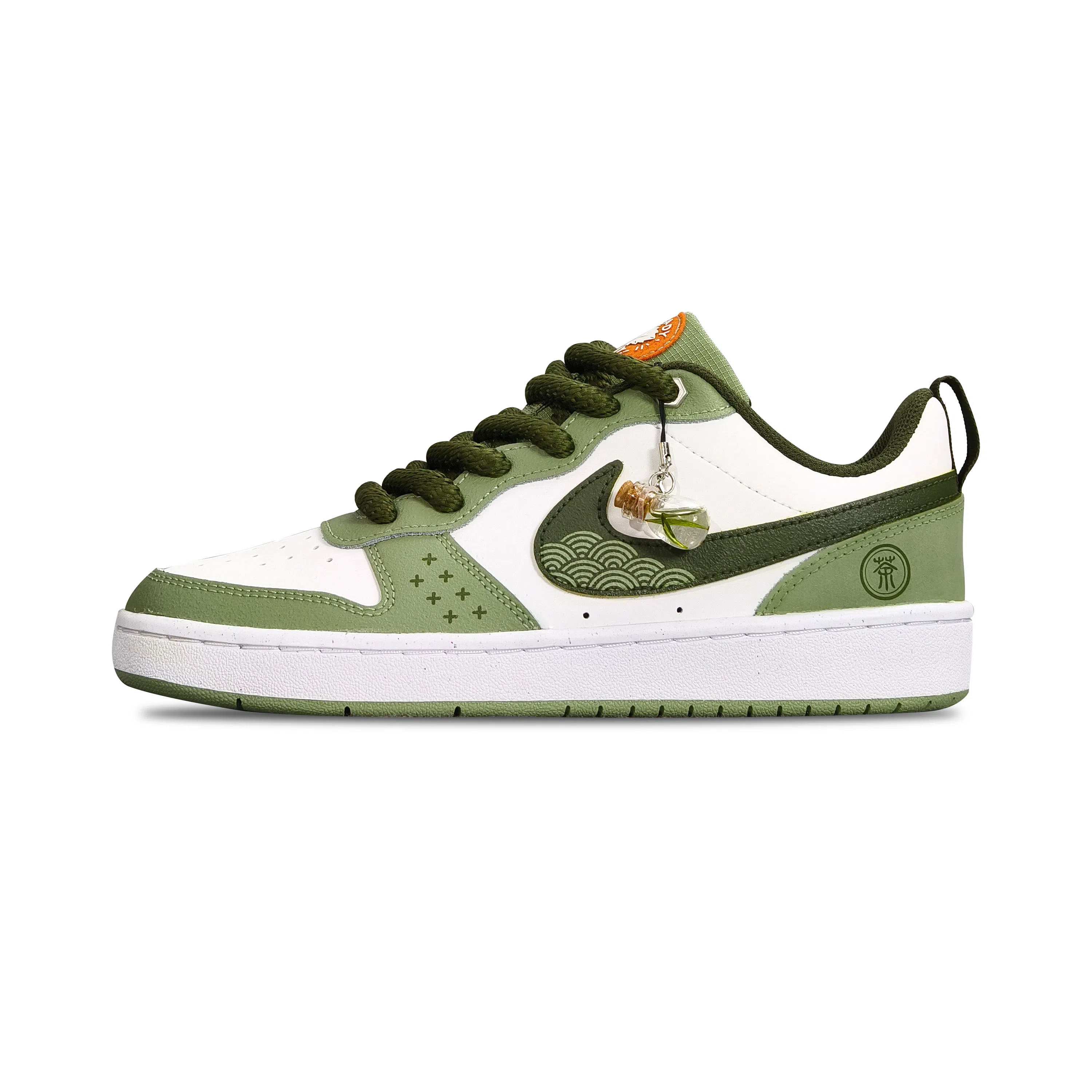 Nike Court Borough Low