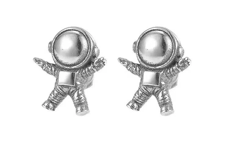Ruibeila Astronaut Stud Earrings