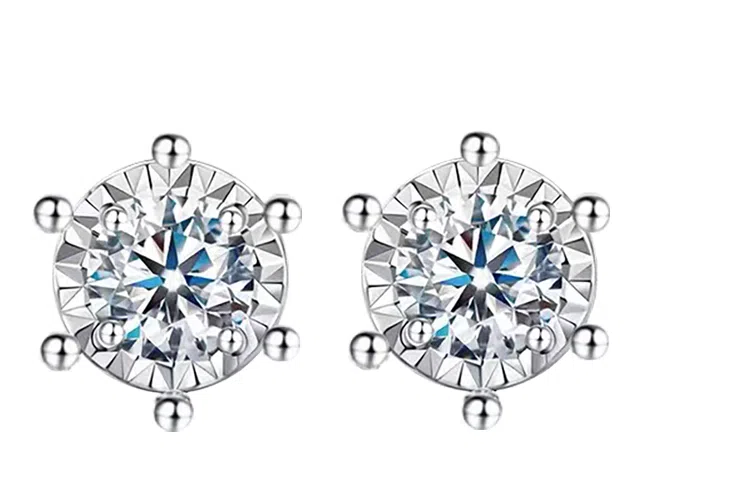 Rareme Classic Six Prong 18k Gold Diamond Stud Earrings