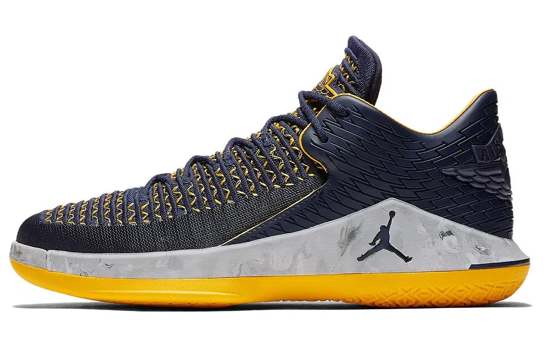 Jordan Air Jordan 32 Low "Michigan"