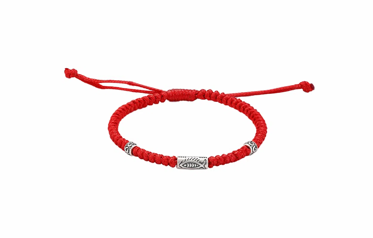 牧言 国潮复古新中式简约小众设计高级感 光面年年有余编织黑绳红绳手饰 合金 好运锦鲤手链 男女同款情侣款