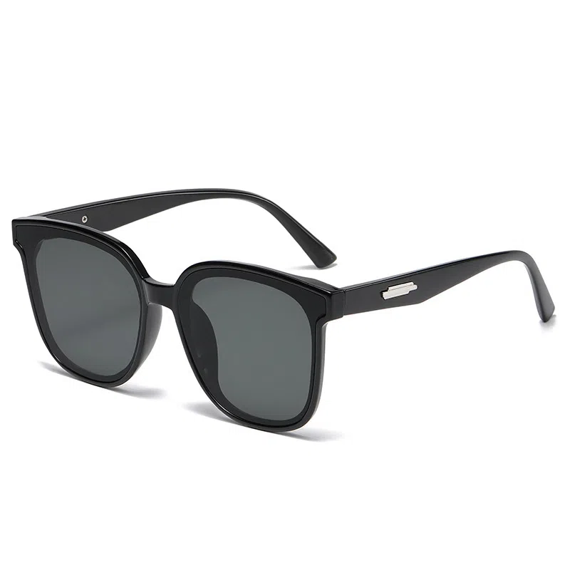 SOMAN UV400