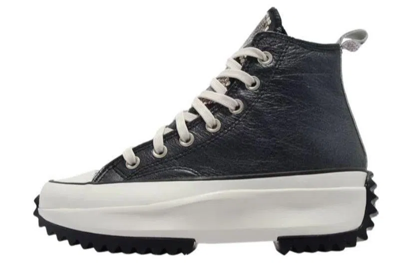 Converse Run Star Hike