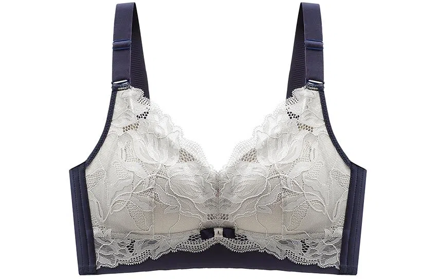 二三二三 乳胶大胸显小胸聚拢薄款调整型防下垂文胸 女款