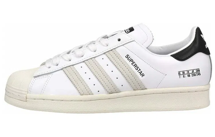 adidas Superstar