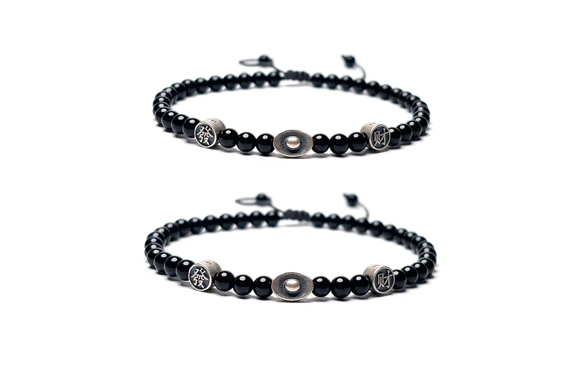 MOUNTAINS AND MANS s925