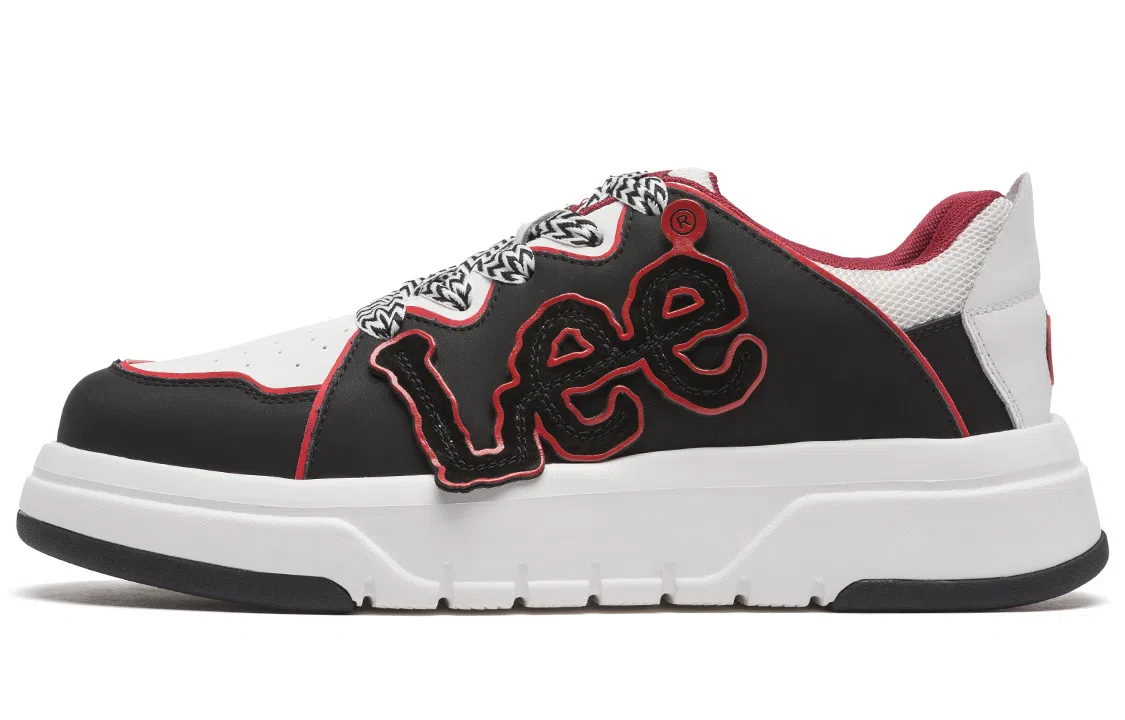 Lee