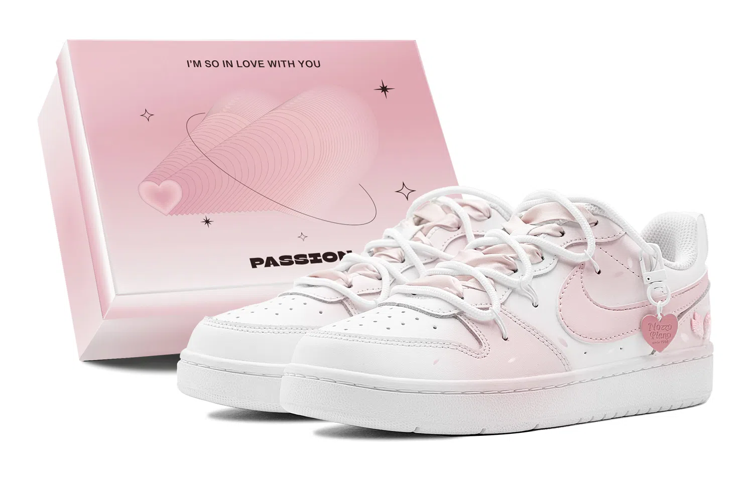 Nike Court Borough Low 520