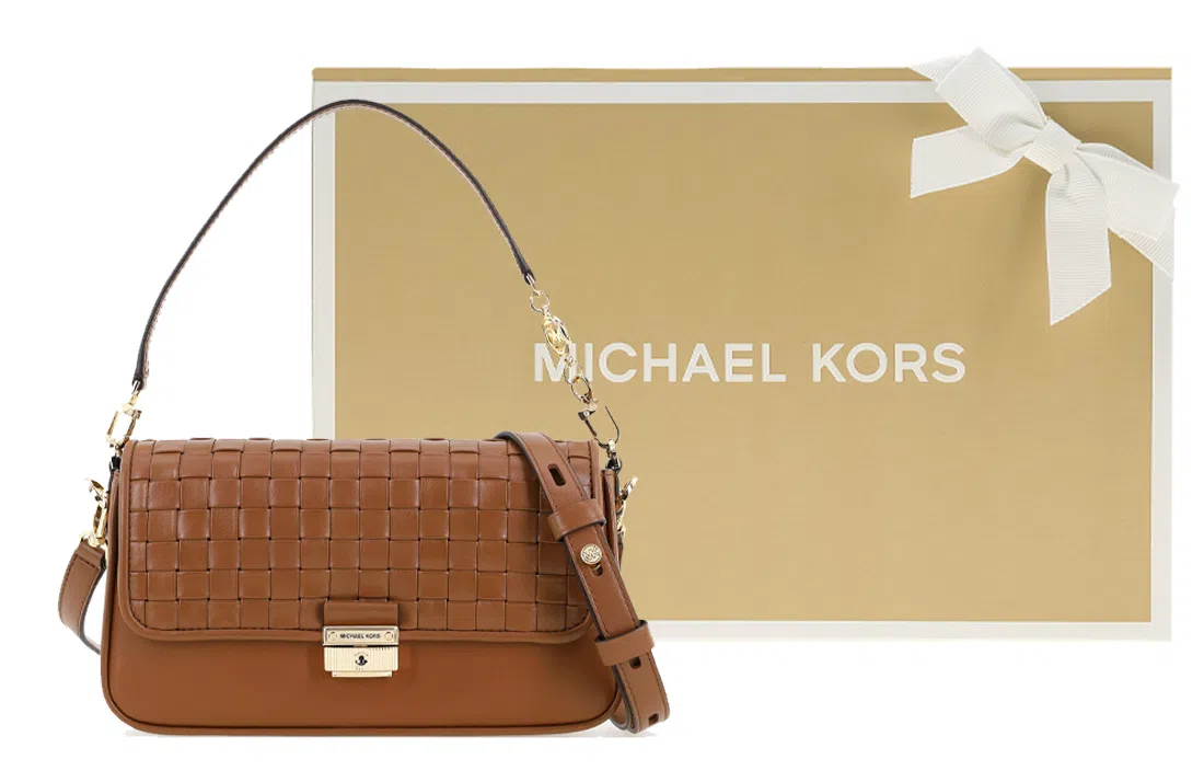 Michael Kors Bradshaw Brown