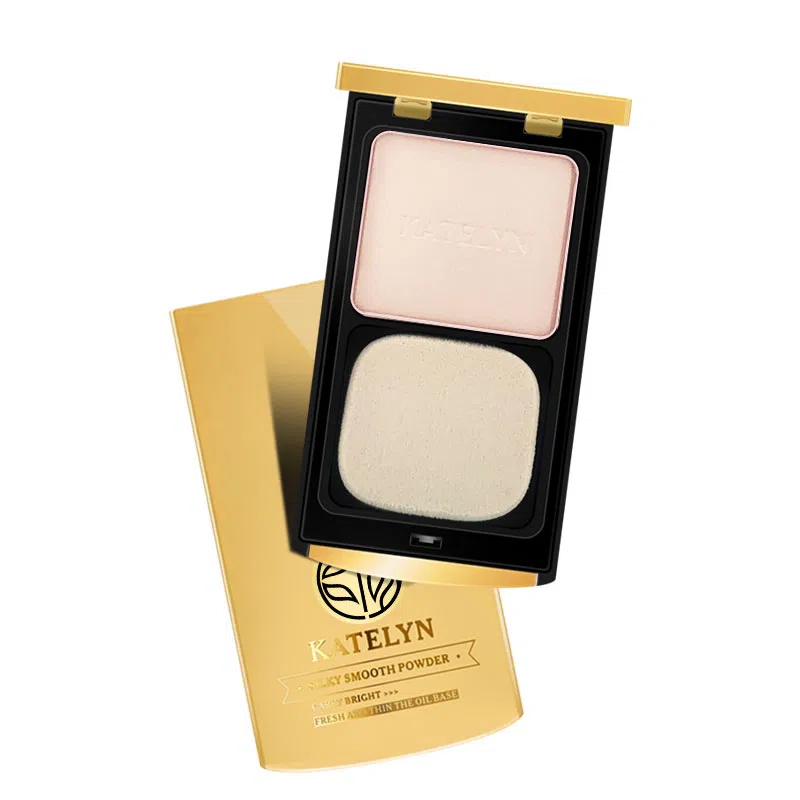 卡特莲丝透柔滑粉饼