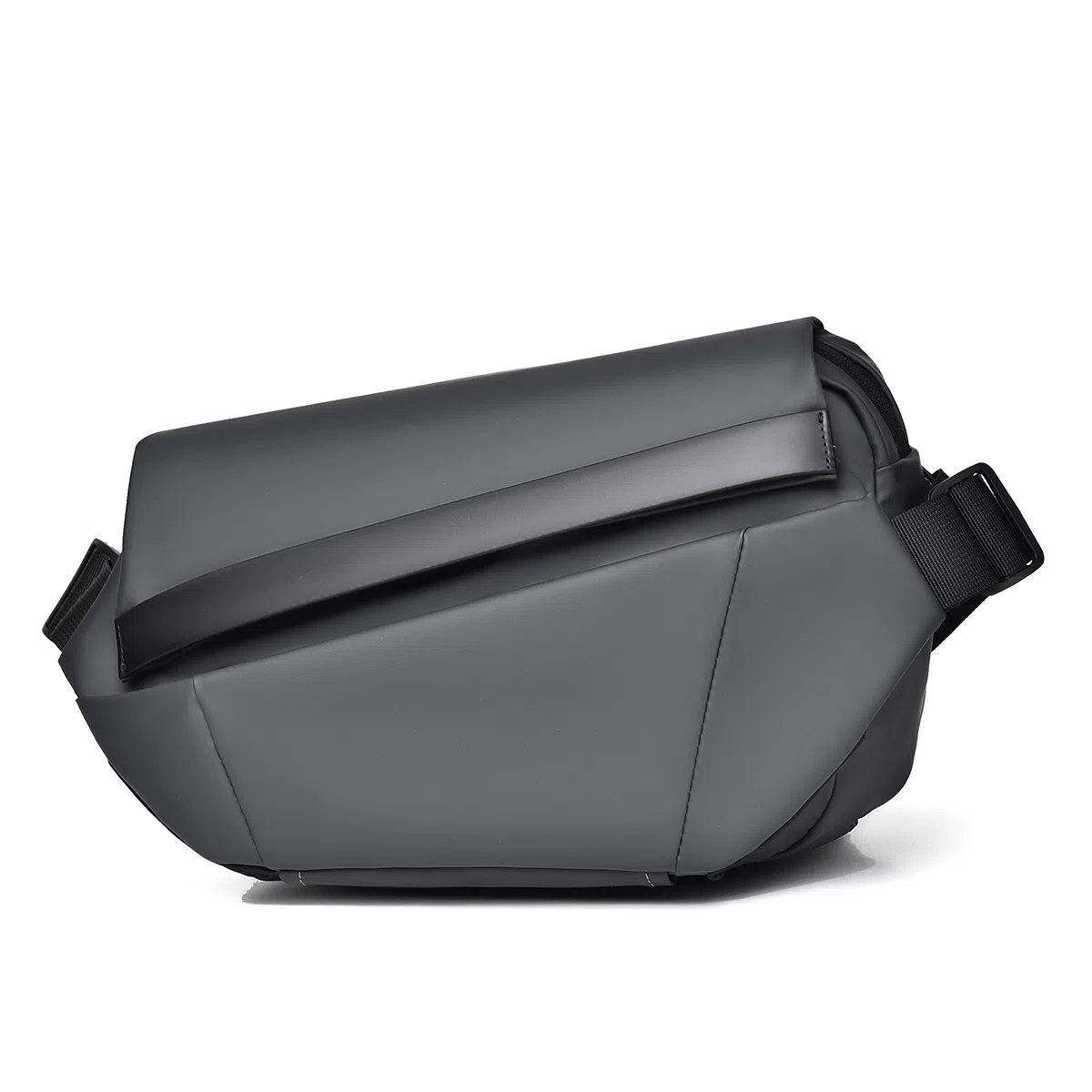 艾妮兔 通勤运动骑行个性 牛津布 单肩包斜挎包 常规 男款 藏青色 黑色  灰色