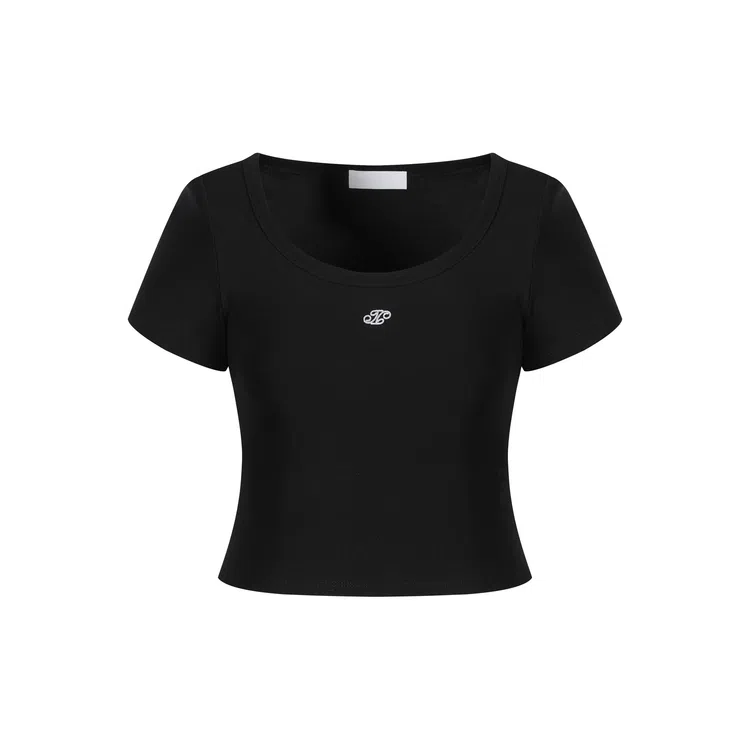 Three Quarters logo T