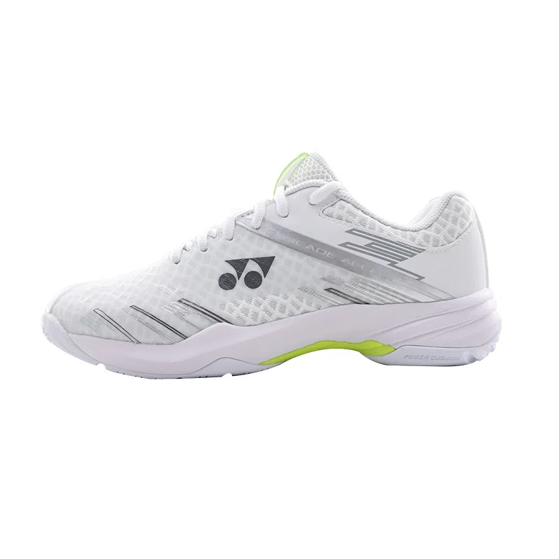 YONEX