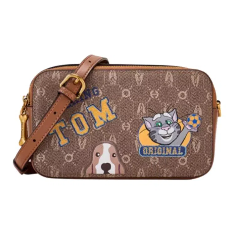 Hush Puppies x TALKINGTOM PVC