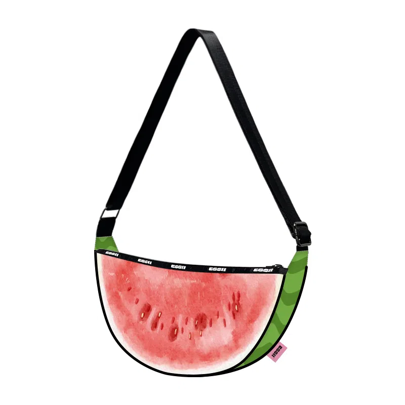 完美款款  夏日水果小众文艺休闲通勤防水百搭单肩斜挎布包胸包