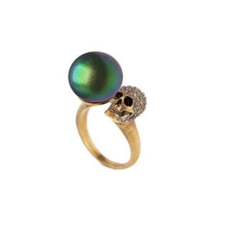 Alexander McQueen -
