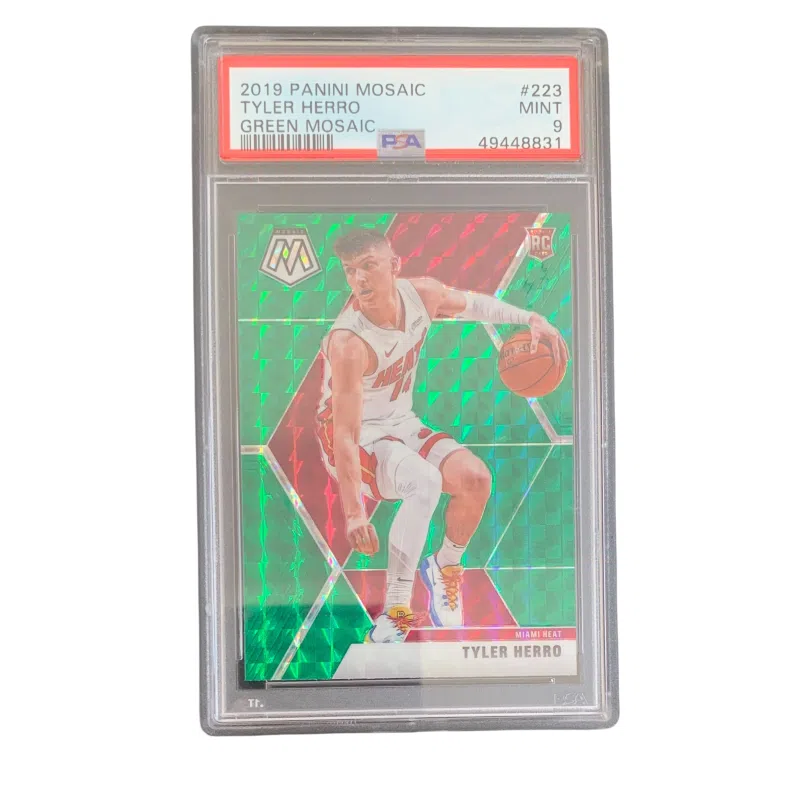 PANINI 2019-20Mosaic RC PSA 9