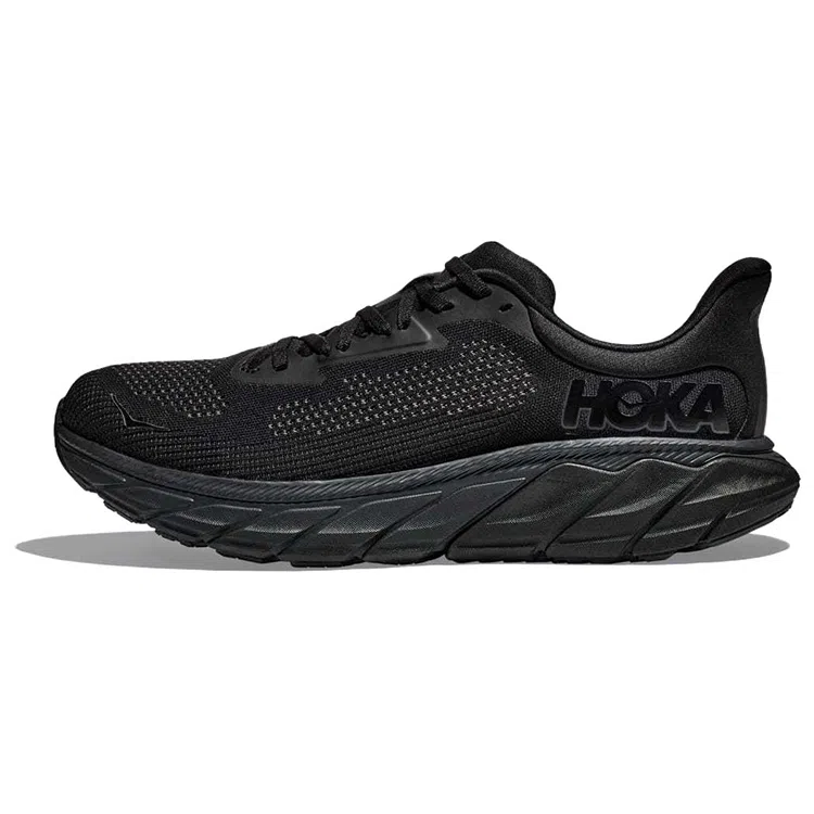 HOKA ONE ONE
