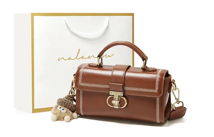 纳兰杜 包包女百搭少女包潮流高级感小众个性女包高颜值时尚女生 牛皮配合成革 单肩包手提包斜挎包 中号 女款 米白色