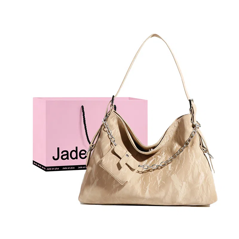 Jade en Plus Bucket Bag